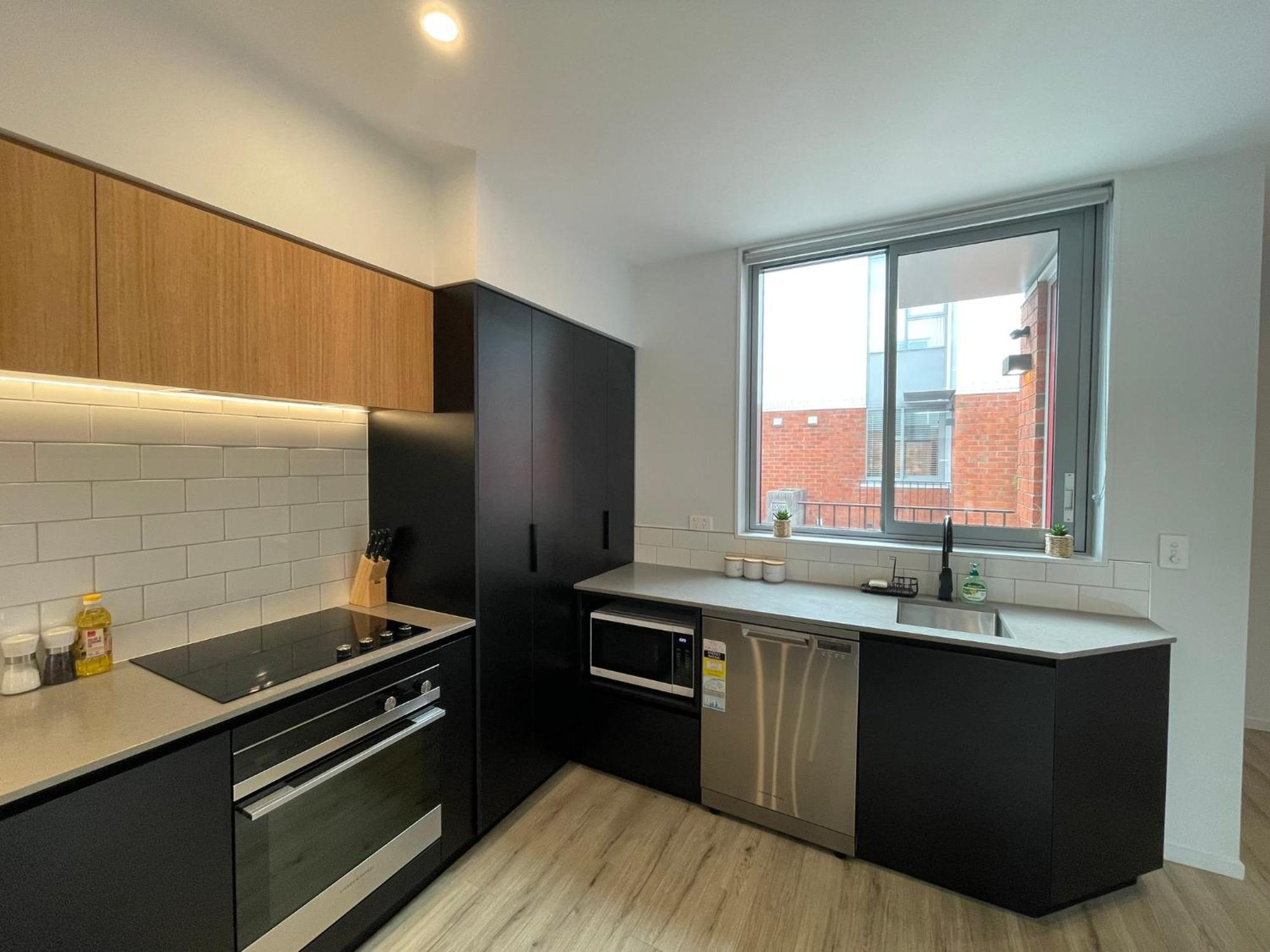 Apartment Convenience With Free Parking Christchurch
